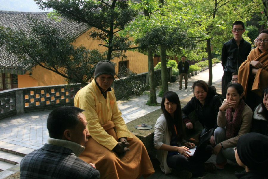 080449.jpg 2013年4月5日至12日仙岩寺禅七报道