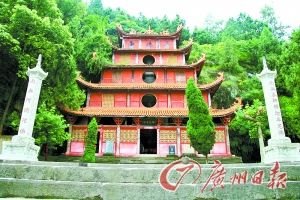 “中国第一立佛”身世成谜 身后有神秘藏兵洞