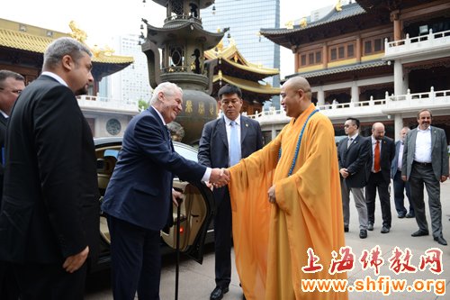 捷克总统泽曼参访上海静安寺 慧明法师热情接待