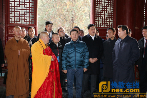 吉尔吉斯斯坦总理萨里耶夫一行参访少林寺