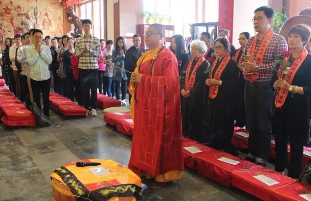 萧泾古寺浴佛节第二期大学生一日禅文化体验活动圆满结束