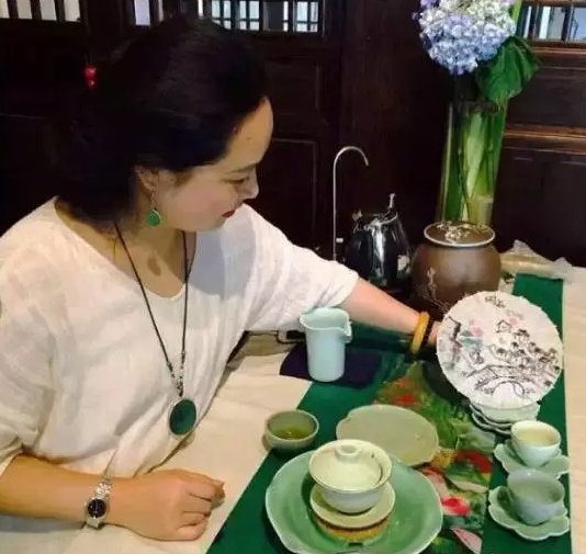 【2016苏州佛事展展商推荐】秀瓷轩-龙泉第一个青瓷连锁加盟品牌